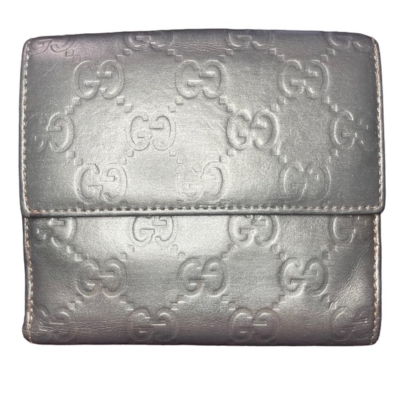 Authentic Gucci Guccissima heart Silver metallic Wallet - Picture 2 of 15